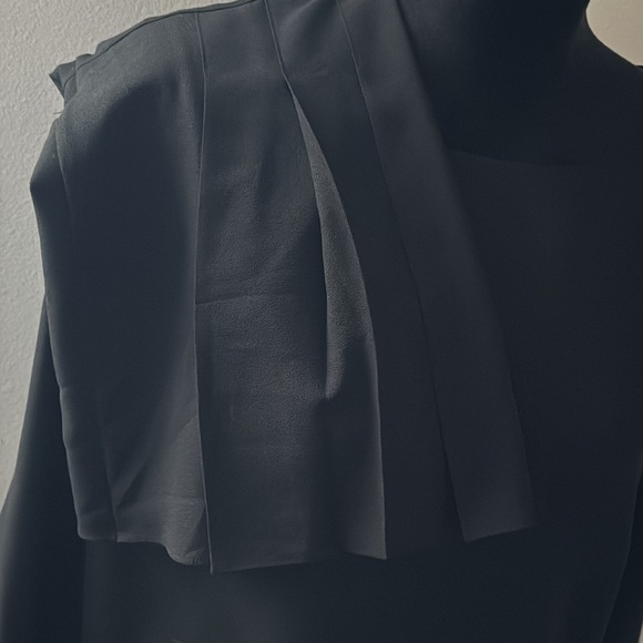 Talbots black crepe pleated bell sleeves back key hole top blouse Sz XL new - Picture 5 of 9